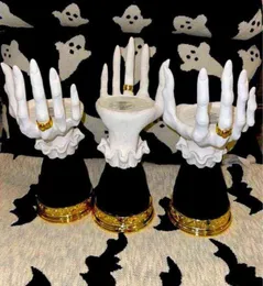 Resina bruxa mão castiçal criativo fantasma mão palma castiçal para halloween decorativo castiçal arte artesanato ornamentos h2203361467