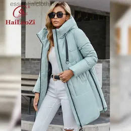 Parkas femininas HaiLuoZi Novo casaco feminino longo grosso moda zíper lateral jaqueta de inverno feminina capuz de alta qualidade bio-algodão parka de comprimento médio 6028 L231129