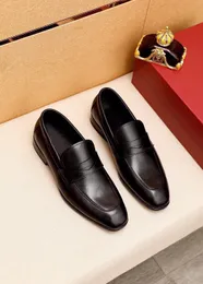 2023 Herr Slip-On Dress Shoes Fashion äkta läderlägenheter Män affärskontor Arbeta Formell varumärkesdesigner Party Wedding Oxfords Storlek 38-45