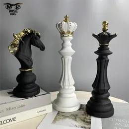 Dekorativa objekt Figurer Harts International Chess Statue Creative Retro for Interior Home Decor Living Room Desktop Decoration Desk Accessories 231129