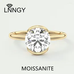 حلقات الكتلة Lnngy 6.5mm نصف مديح Moissanite Solitaire خاتم للنساء الرائعة 925 Sterling Silver Flush Stading Bands Jewelry