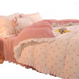 掛け布団寝具セットベッドスカートミルクファイバー4ピースセット冬のサンゴフリース厚いスエード両面ベルベットシートキルトカバー