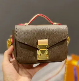 Axelväskor kvällspåsar mikro metis kedja axel väska designer mini väska lås crossbody klaff präglad läder pochette handväska plånbok00