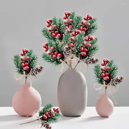 装飾的な花1PCS人工レッドベリーブランチ6インチクリスマスピックスプレーパインコーンホリーステムクラフトクリスマスナビダドデコレーション