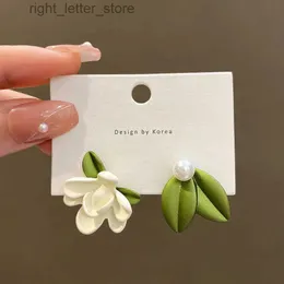 Stud Korean Fashion Gardenia Asymmetric Hanging Earrings New Trendy Temperament Vintage Niche Drop Pendant Earrings Jewellery YQ231128