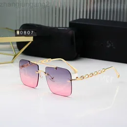 Designer Chanels Solglasögon Nya koreanska kvinnors solglasögon Tryckta glaslådor Slim UV Resistant Solglasögon Kvinnor