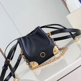 9a Tasarımcı Şanslı Çantalar Lüks Yumuşak Deri Kadınlar 11.5cm Crossbody High Imitation Akşam Çantaları Kutu