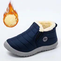 Botas de invierno para mujer, zapatos impermeables para la nieve, tobillo plano informal para zapatos de pareja de talla grande antideslizantes 231128