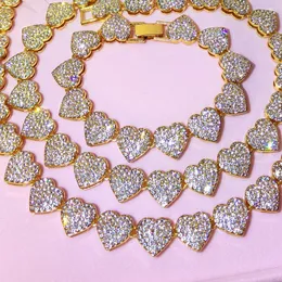 Kedjor Luxury Full Crystal Heart Link Chain Halsband för kvinnor Bling Iced Out Paled Rhinestones Cuban Choker Fashion Jewelry