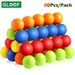 Piłki golfowe 60PCSPACK PE Plastikowe piłki golfowe Realistyczne odczucia piłki treningowe dla podwórka wewnętrznego lub na zewnątrz losowy kolor 230428