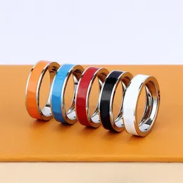 Neue hochwertige Designer-Titanstahlbandringe Modeschmuck Herren einfacher moderner Ring Damen Geschenk347w