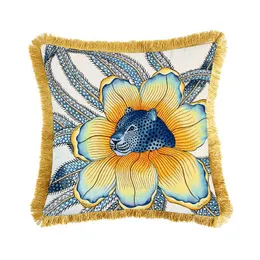 Varumärkesdesign Två Leoparder Silk Throw Pillow Fashion Pillows Sofa Chair Car Lumbal Pillow Cushion Back Cushion