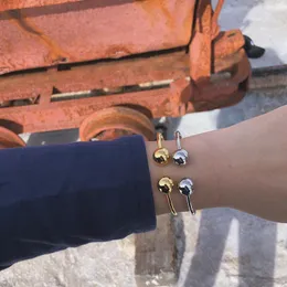 Bracelet Double boule ouverte manchette bracelets pour femmes en acier inoxydable bijoux minimalistes en 2023 de haute qualité