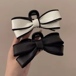Large Leather Bow Hair Claws Double Layer Striped Bowknot Hair Clip Grab Ponytail Hairpin Women Elegant Hair Accessories