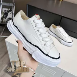 10a mmy maison mihara yasuhiro skor klassiska designers plattform casual sneakers unisex canvas tränare laceup plattform sko trim formad tå lyx män kvinnor smyger