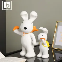 Obiekty dekoracyjne figurki Śliczne płaszcz króliki Rodzina żywica Kawaii Easter Bunny Tacka Rzeźba Zabajka Dekoracja pokoju domowego Dzieci Bureczka 231130