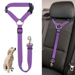 Hundhalsar kopplar fast färg Twoinone Pet Car Seat Belt Nylon Leash Leash Backseat Safety Belt Justerbar Dogs Harness Collar PET -tillbehör 230428