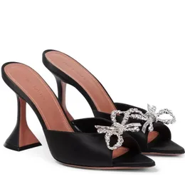 Summer Lady mules sandal Aminas Luxury Muaddis Rosie Sandals Shoes For Women Crystal-Bow Satin Lady Peep Toe Mules Party Wedding Dress Elegant Slippery
