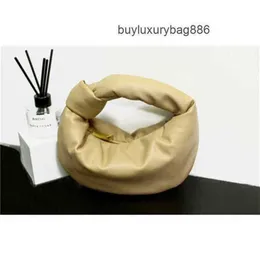 Authentic BottegvVeneta Soft Jodie Designer Bags Puffer Autumn Winter Fashion Bags Cowhide Knotting Bag Handbag Small Cloud Handbag Outlet XOWSE6