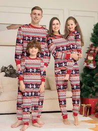 Одинаковые комплекты для всей семьи. Рождественские одинаковые наряды для всей семьи. Пижамы. Комплекты одежды. Все принты. Рождественские пижамы для мамы и дочки. Семейный образ. Пижамы 231130