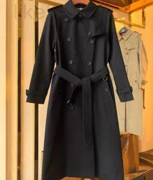 Trench da donna firmati 2023 Primavera Nuova giacca a vento doppio petto Cappotto sciolto e alla moda con lacci a pieghe stile U7GL