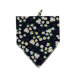 Cão vestuário personalizado floral impresso flor bandana gravata em bonito em preto margarida cachecol acessórios231b