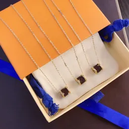 Halskette Designer klassische Halskette Mode elegante Kleeblatt Halsketten Geschenk für Frau Schmuck Anhänger Hochwertig Box benötigt extra c230l