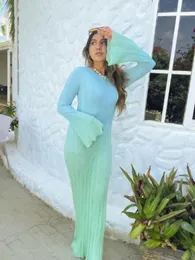 Basic Casual Dresses Gradient Pleated Flare Long Sleeve Dress Women Elastic O Neck Maxi Dresses Summer Elegant Lady Holiday Beachwear Vestido 231129