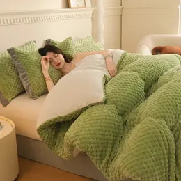 Одеяла Супер теплое осенне-зимнее одеяло для кровати Мягкое удобное теплое пуховое одеяло из искусственного кашемира Утяжеленные одеяла Антистатическое одеяло 231129