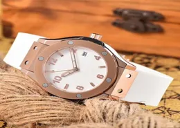 AAALuxury women quartz watch fashion waterproof rubber belt girl calendar watches various colors are available1358001