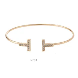 Bangle Love Designer Jewelry Nail Women Personality c Shape Fashion Double t Diamond Inlaid Open Bracelet Coil Ladies Braceletsy8lz