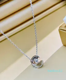 Halsband Moon Diamond Ny i lyxigt fina smyckekedjans halsband för kvinnors hänge guldhjärta dammode med förpackningsbox