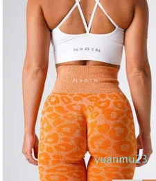 Yoga roupa nvgtn selvagem coisa leopardo sem costura shorts spandex mulheres fitness elástico respirável quadris melhorar o lazer