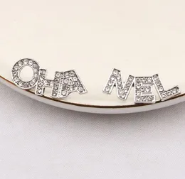 20 Style 18K Altın Kaplama Lüks Tasarımcılar Mektup Sapı Geometrik Yuvarlak Kadın Kristal Rhinestone İnci Küpe Düğün Partisi Jewerry