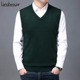 Mens Vests High Quality Autum Winter Fashion Brand Knit Sleeveless Vest Pullover Casual Sweaters Designer Woolen Mans Clothes 230131