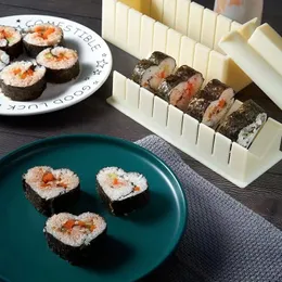 Sushi Tools Maker Mold Rice kwadratowy okrągły kształt akcesoria plastikowe dla zestawu zestawu zestawu sercowego 230201