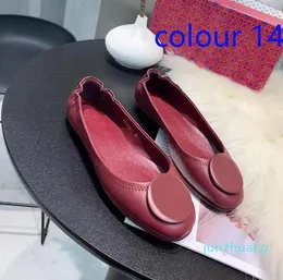 vestido de grife sapatos de bal￩ de primavera outono 100% sheepskin metal 1 moda feminino ovo de ovo de barco sapato de couro de couro pregui￧oso p￣es de dan￧a grande 34-41-42