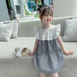 Girl's Es Summer Girls 'Plaid spetsdräkter Kort ärm Söt prinsessklänning Koreansk stil baby barn barnkläder för tjej 0131