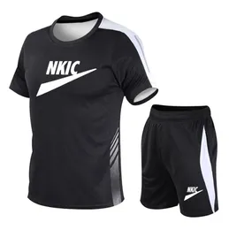 Mens Tracksuits Sportswear Striped Short Sleeve T-shirt & Shorts Set Summer Tracksuit Basketball Football Sweatshirt Suit Brand LOGO Print