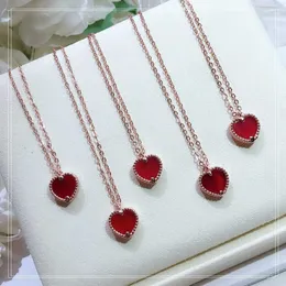 Anhänger Halsketten S925 Sterling Silber Rote Liebe Halskette Rote Achat Dame Halskette Einfaches kleines frisches und süßes Geschenk von der besten Freundin Kostenlose Fracht G230202