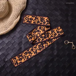 Lenços de lenços estampados de leopardo garotão lenço de seda natural gargantilha de seda ladra da cabeça da cabeça