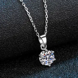 Pendant Necklaces Serenity Day S925 Sterling Silver Inlaid D Color VVS Diamond Classic Six Claw Pendant 1/2/3ct Moissanite Necklace Fine Jewelry G230202