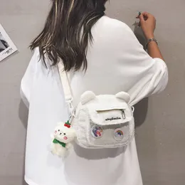 Kvällspåsar mbti söt björn axel för kvinnor tjej fluffig vinter kawaii liten trend handväska japan stil barn mjuk blixtlås crossbody 230203