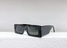 نساء مستطيلات كبيرة نظارة شمسية سوداء رمادية شمس كبيرة في نظارات كبيرة Sonnenbrille Gafa de Sol Sun Shades UV400 Eyewear مع صندوق