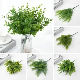 Fleurs décoratives fleur artificielle faux plastique vert herbe plante Arrangement de fête de mariage Vase de noël pour la décoration de la maison