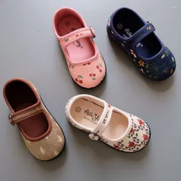 Primeiros caminhantes Autumn Corduroy Floral Flats Soft Sole Baby Girl Sapatos coreanos Retro crianças princesas Nascido Little Non-Slip