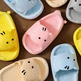 Pantofola Cartoon Elefante Neonate Antiscivolo Casa Bagno Ragazzo Presentazioni aziende produttrici giochi Pantofole per bambini Estate Morbida suola Scarpe da casa Bambini