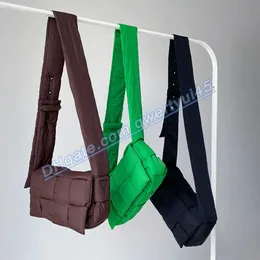 Qwertyui45 Totes 2022 bolsa de ombro de bolsa de algodão novo para mulheres pequenas cassetes acolchoadas femininas sacolas de compras soltadas Bolsa de mensageiro de bolsas para bolsas 020523h