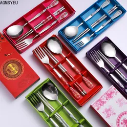 Defina a utensília de jantar chinesa aço inoxidável portátil utensílios de mesa portátil Creative Spoon Cosquedas ao ar livre Restaurante de três peças