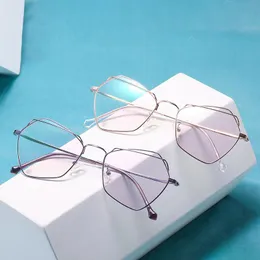 Солнцезащитные очки классические металлические декоративные простые очки стеклянные унисекс модные оптические очки УФ -защитные ветряные очки